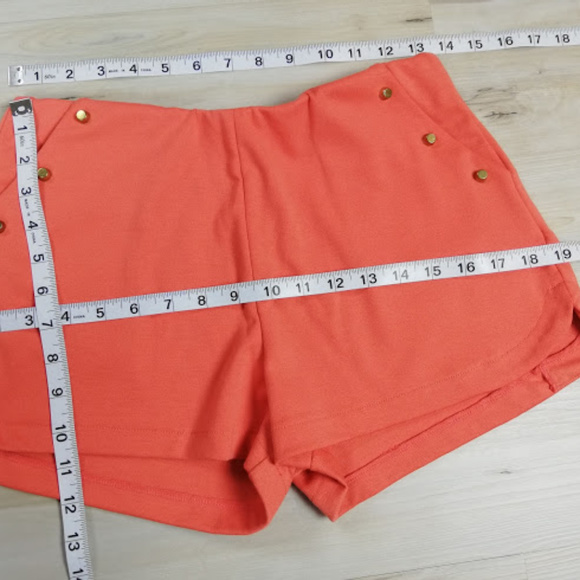 MINE SHORTS - Picture 6 of 7
